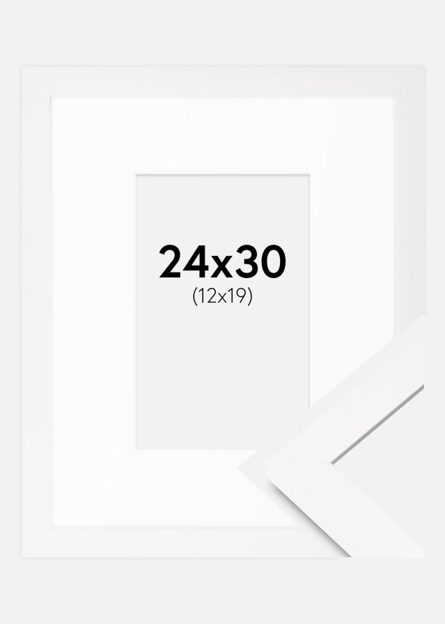 Okvir BGA Classic Bela 24x30 cm - Paspartȗ Bela 13x20 cm