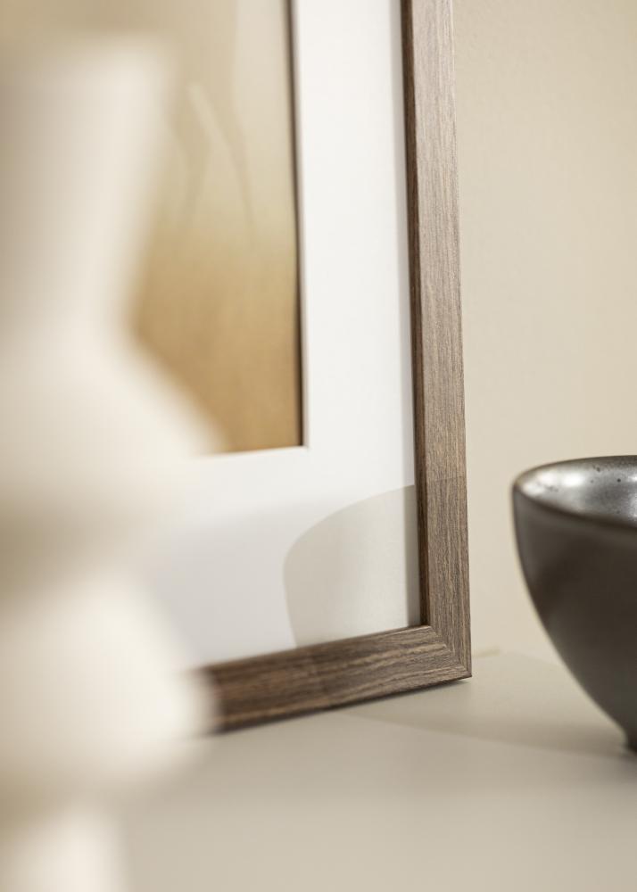 Okvir Stilren hladno rjava 50x70 cm - Paspartȗ Bela 15x23 inches