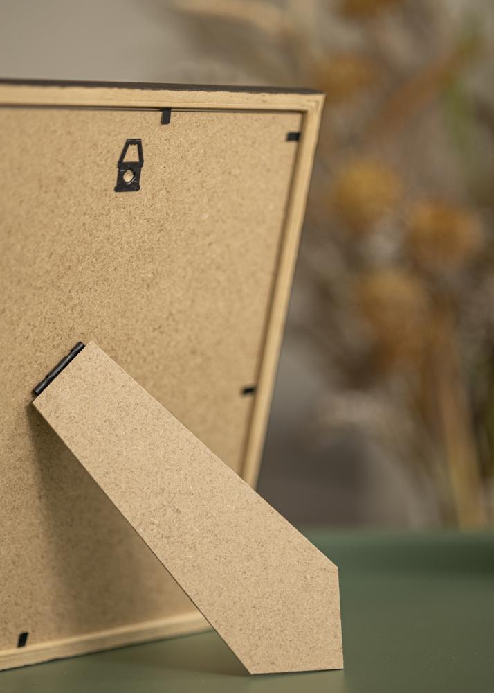 Okvir Edsbyn oreh 14x20 cm - Paspartȗ Bela 8x12 cm