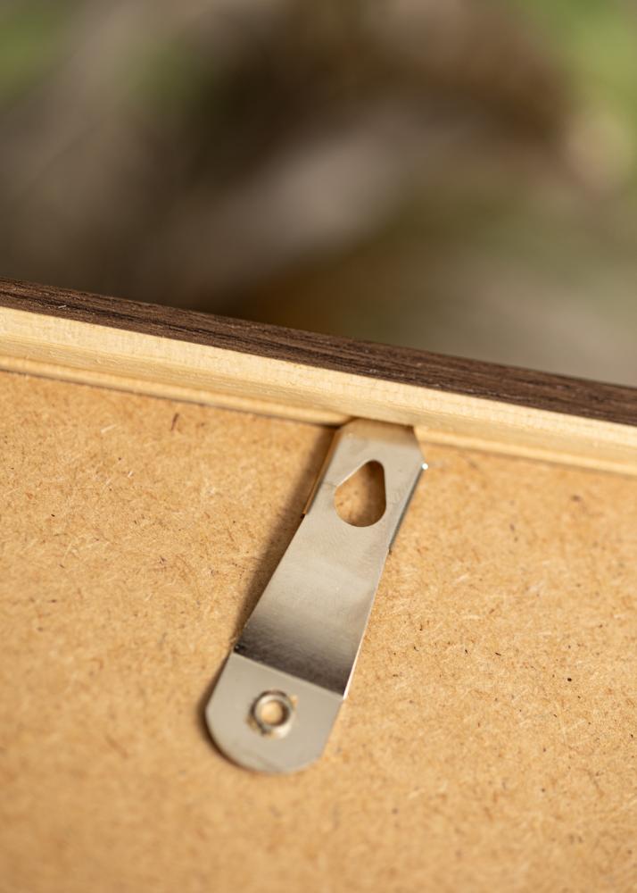 Okvir Ares oreh 50x50 cm - Paspartȗ Bela 35x35 cm