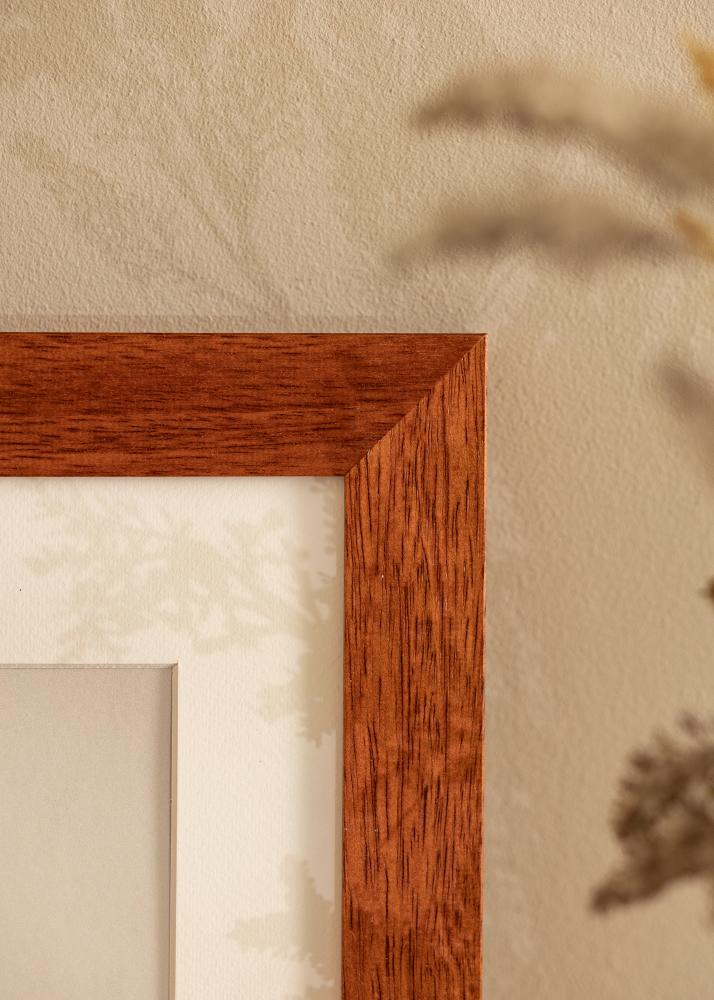 Okvir Juno Češnja 28x35 cm - Paspartȗ Bela 20x25 cm