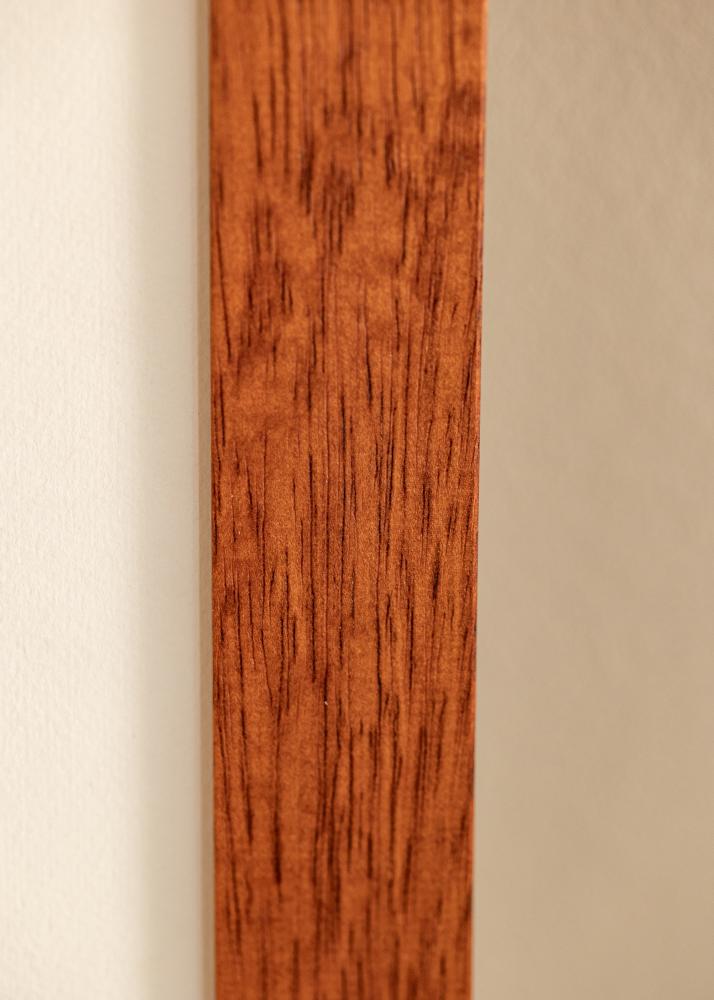 Okvir Juno Češnja 28x35 cm - Paspartȗ Bela 20x25 cm