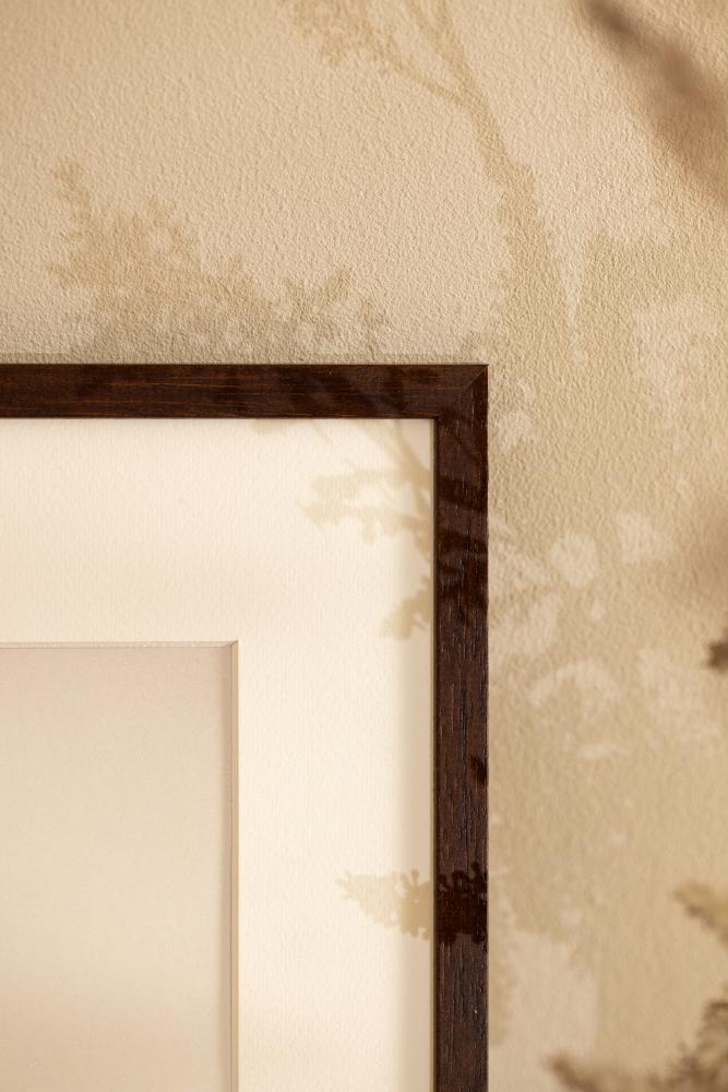 Okvir Edsbyn oreh 14x20 cm - Paspartȗ Bela 8x12 cm