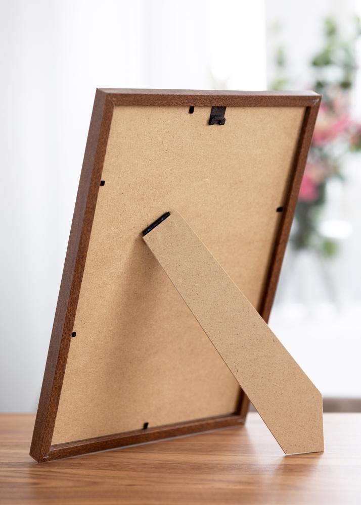 Okvir Modern topla rjava 20x30 cm - Paspartȗ Bela 15x21 cm