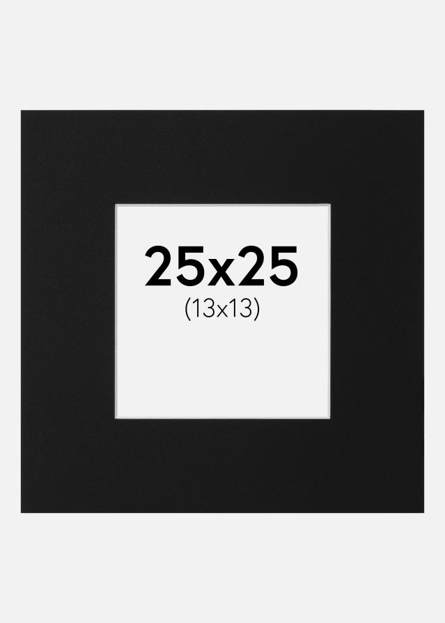 Paspartŭ Črni Standard (Belo Jedro) 25x25 cm (13x13)