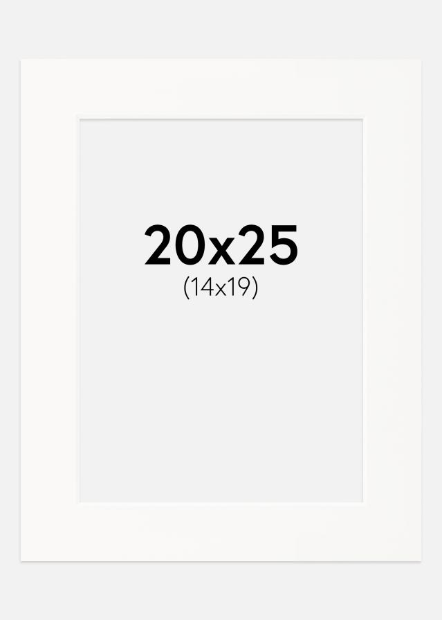 Paspartŭ Umazano bela Bel notranji rob 20x25 cm (14x19)