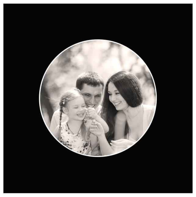 Paspartŭ Okrogel Črna 15x15 cm (9x9 cm)