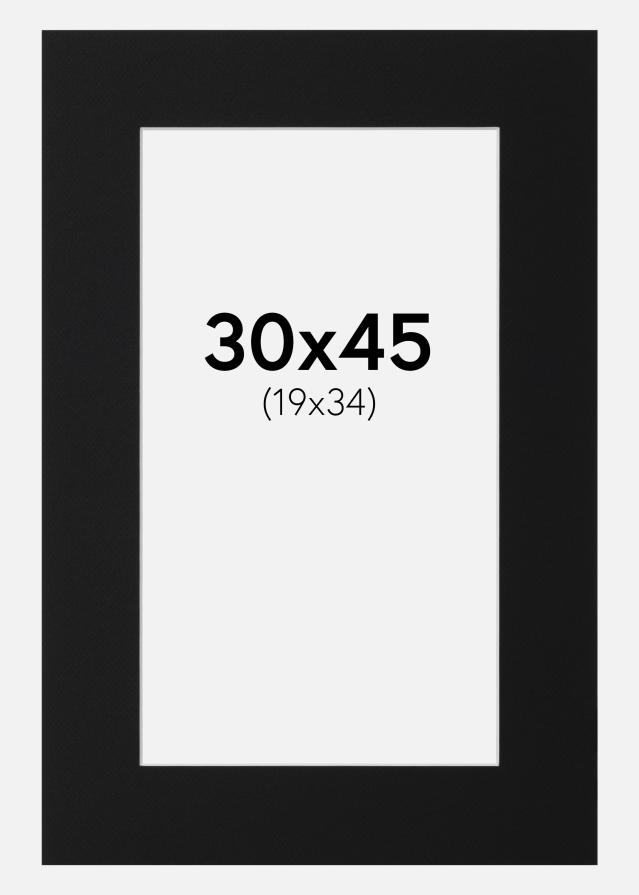 Paspartŭ Črni Standard (Belo Jedro) 30x45 cm (19x34)