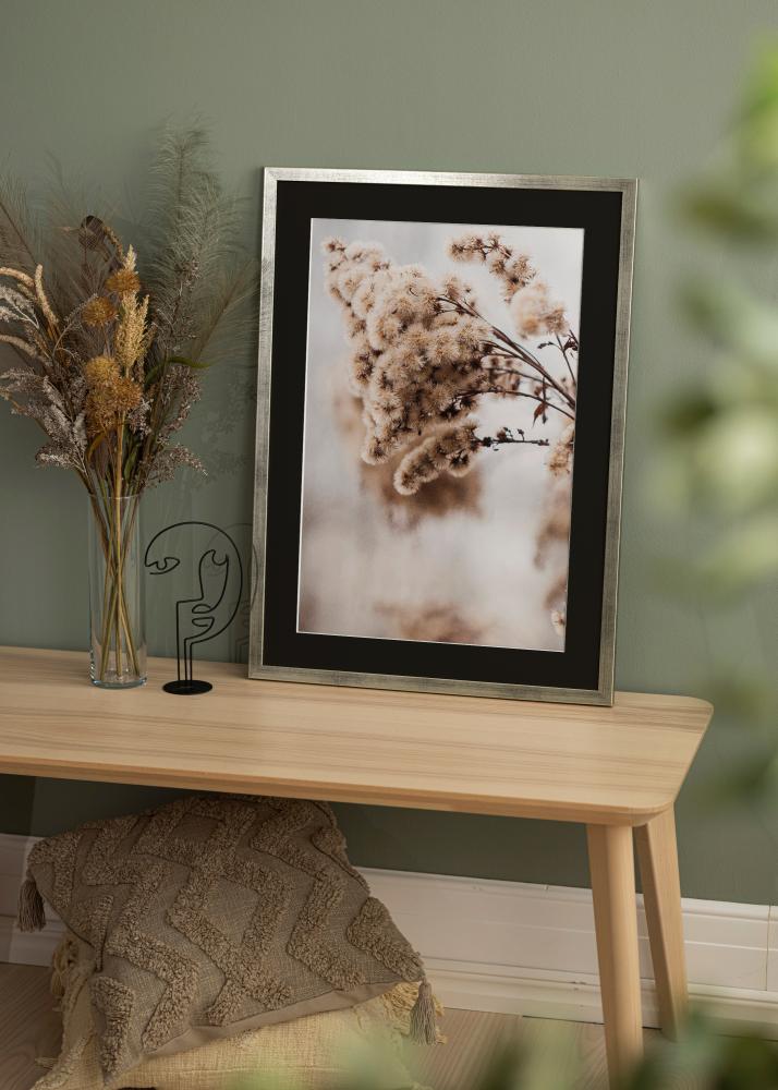 Okvir Eleganten Srebrna 30x40 cm - Paspartŭ Črna 21x29,7 cm (A4)