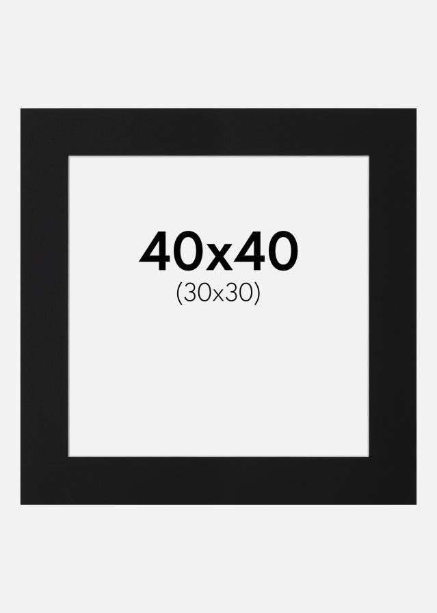 Paspartŭ Črni Standard (Belo Jedro) 40x40 cm (30x30)