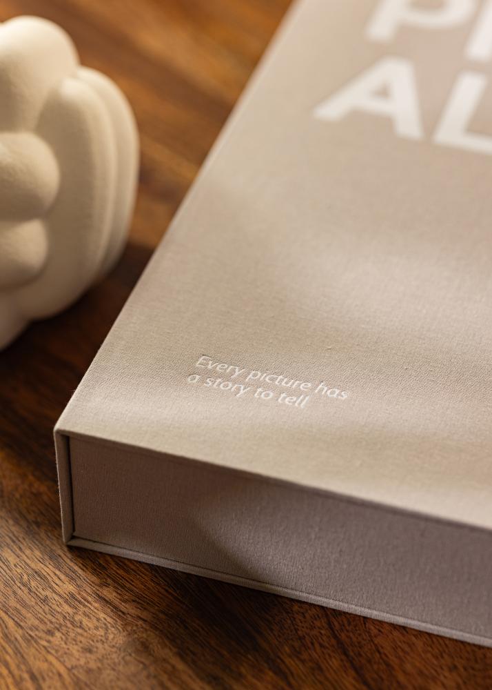 KAILA PHOTO Album Grey - Coffee Table Photo Album (60 čierne Strani)