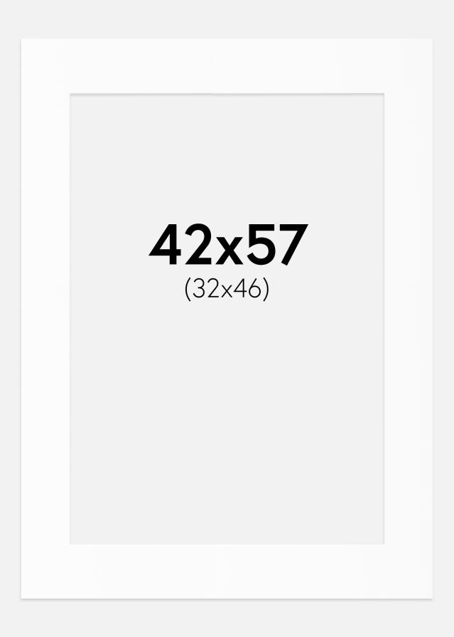 Paspartȗ Beli Standard (Belo Jedro) 42x57 cm (32x46)