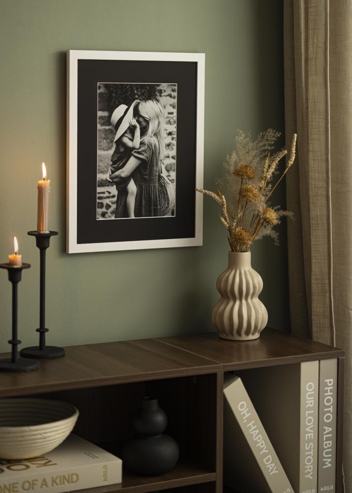 Paspartŭ Črni Standard (Belo Jedro) 65x90 cm (54x79)