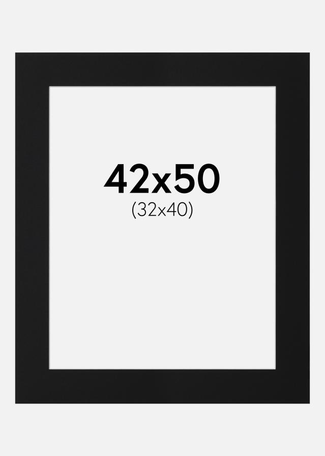 Paspartŭ Črni Standard (Belo Jedro) 42x50 cm (32x40)