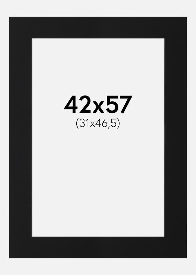 Paspartŭ Črni Standard (Belo Jedro) 42x57 cm (31x46,5)