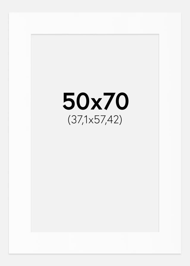 Paspartȗ Beli Standard (Belo Jedro) 50x70 cm (37,1x57,42)