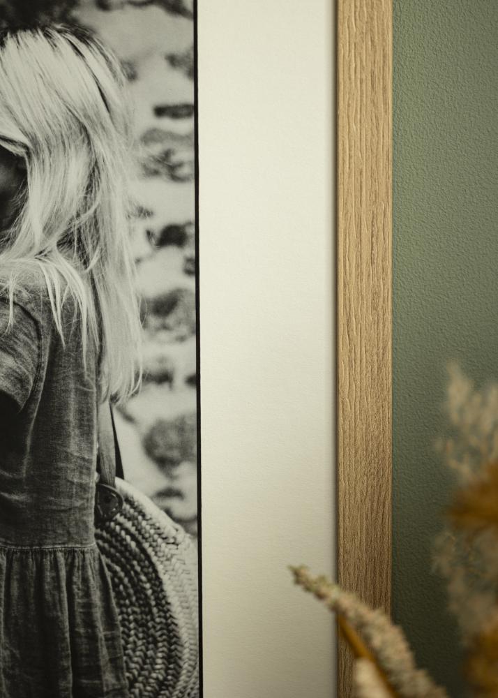 Paspartŭ Bela Črn notranji rob 15x21 cm (9x14 cm)