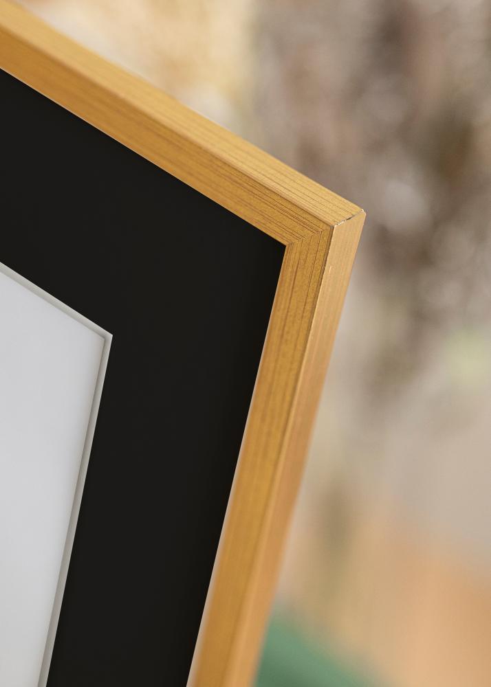 Okvir Edsbyn Zlata 28x35 cm - Paspartŭ Črna 8x10 inches