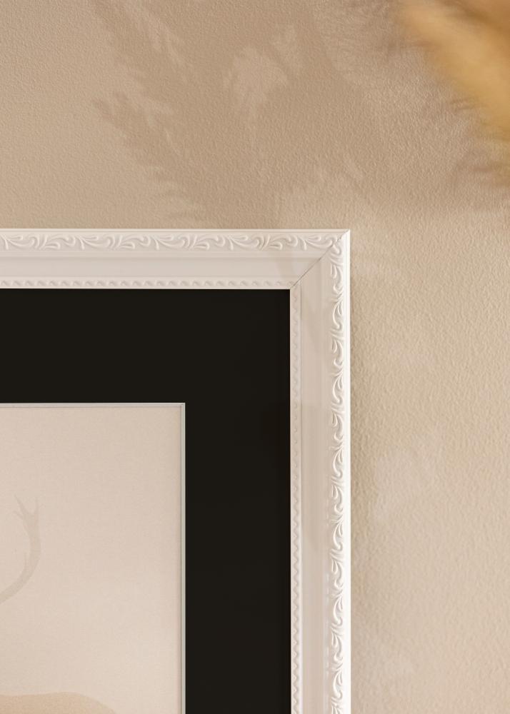 Okvir Abisko Bela 28x35 cm - Paspartŭ Črna 8x10 inches