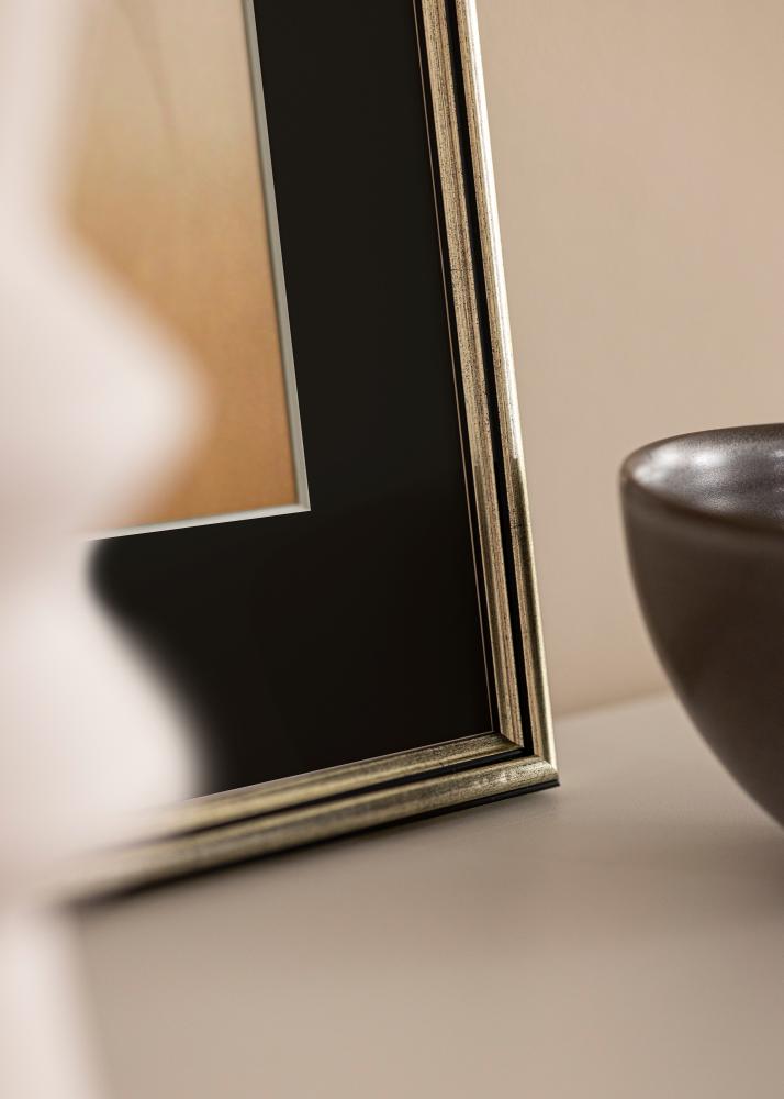 Okvir Horndal Srebrna 18x24 cm - Paspartŭ Črna 13x18 cm