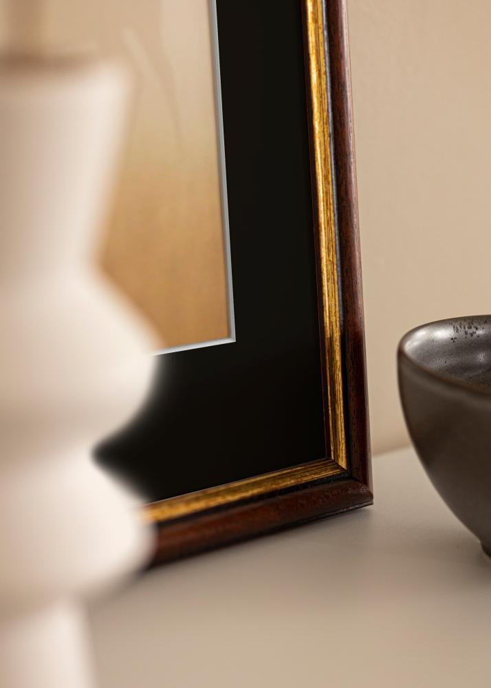 Okvir Siljan Rjava 30x40 cm - Paspartŭ Črna 21x29,7 cm (A4)