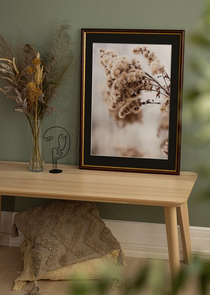 Okvir Siljan Rjava 30x40 cm - Paspartŭ Črna 21x29,7 cm (A4)