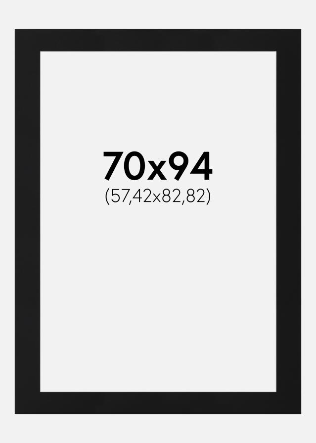 Paspartŭ Črni Standard (Belo Jedro) 70x94 cm (57,42x82,82)