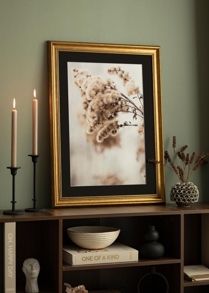 Okvir Rokoko Zlata 40x50 cm - Paspartŭ Črna 29,7x42 cm (A3)